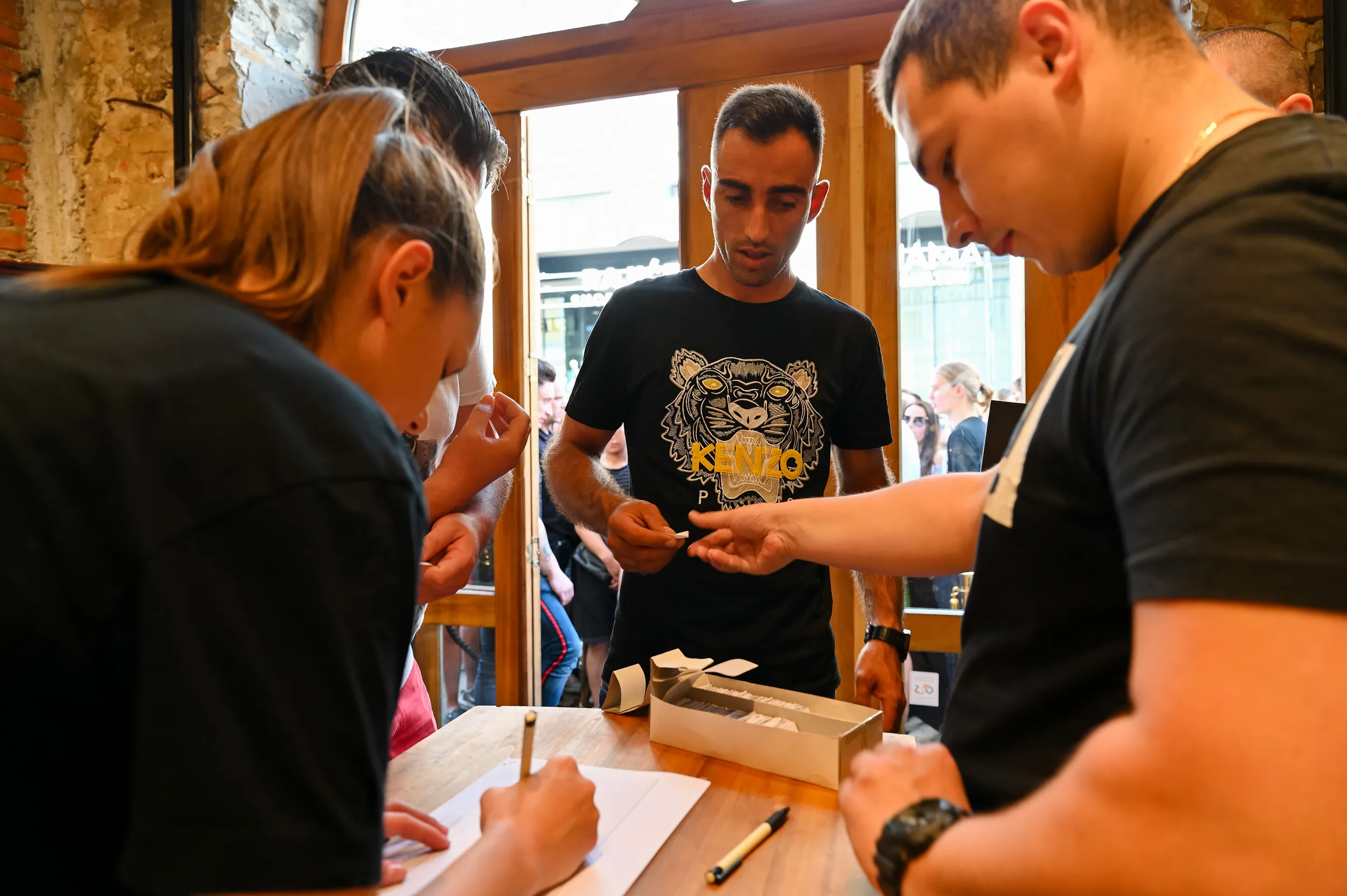 gallery-image
