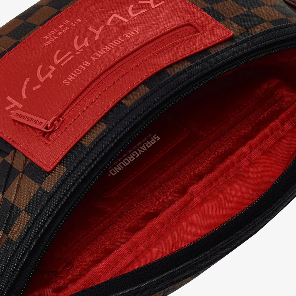RED REDEMPTION SAVVY CROSSBODY 