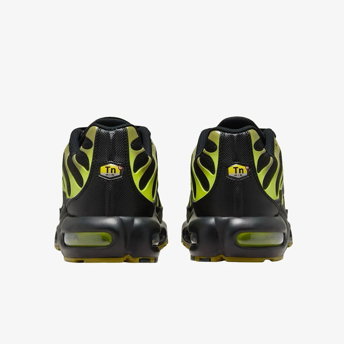 NIKE AIR MAX PLUS 