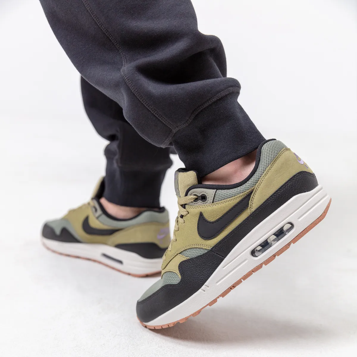 NIKE AIR MAX 1 SC 