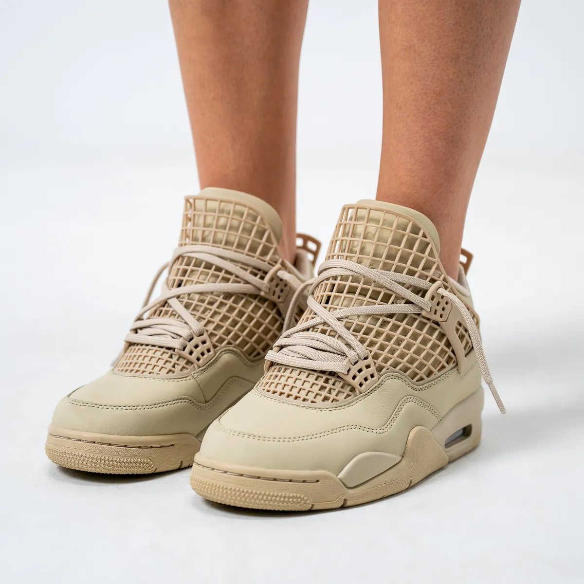 WMNS AIR JORDAN 4 NET 