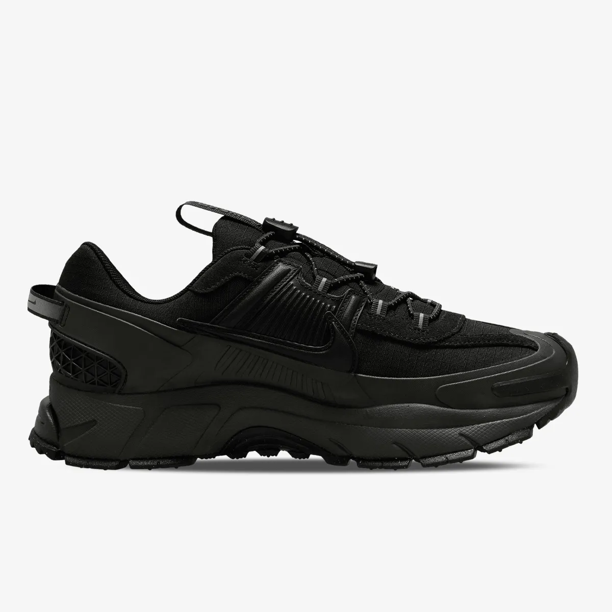 NIKE ZOOM VOMERO ROAM 