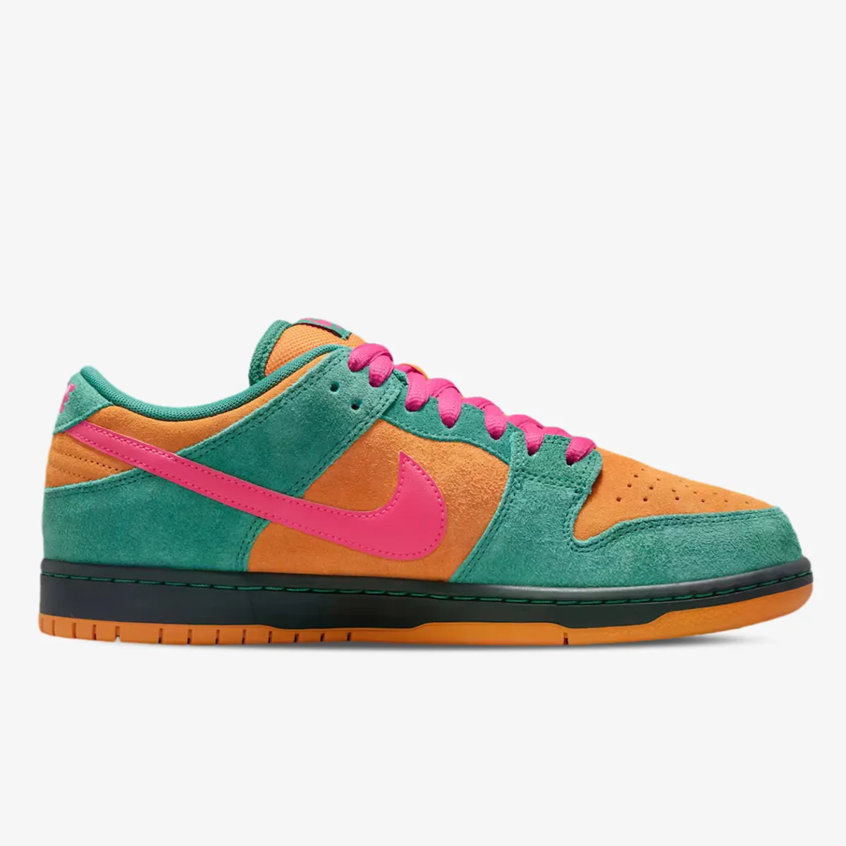 NIKE SB DUNK LOW PRO 