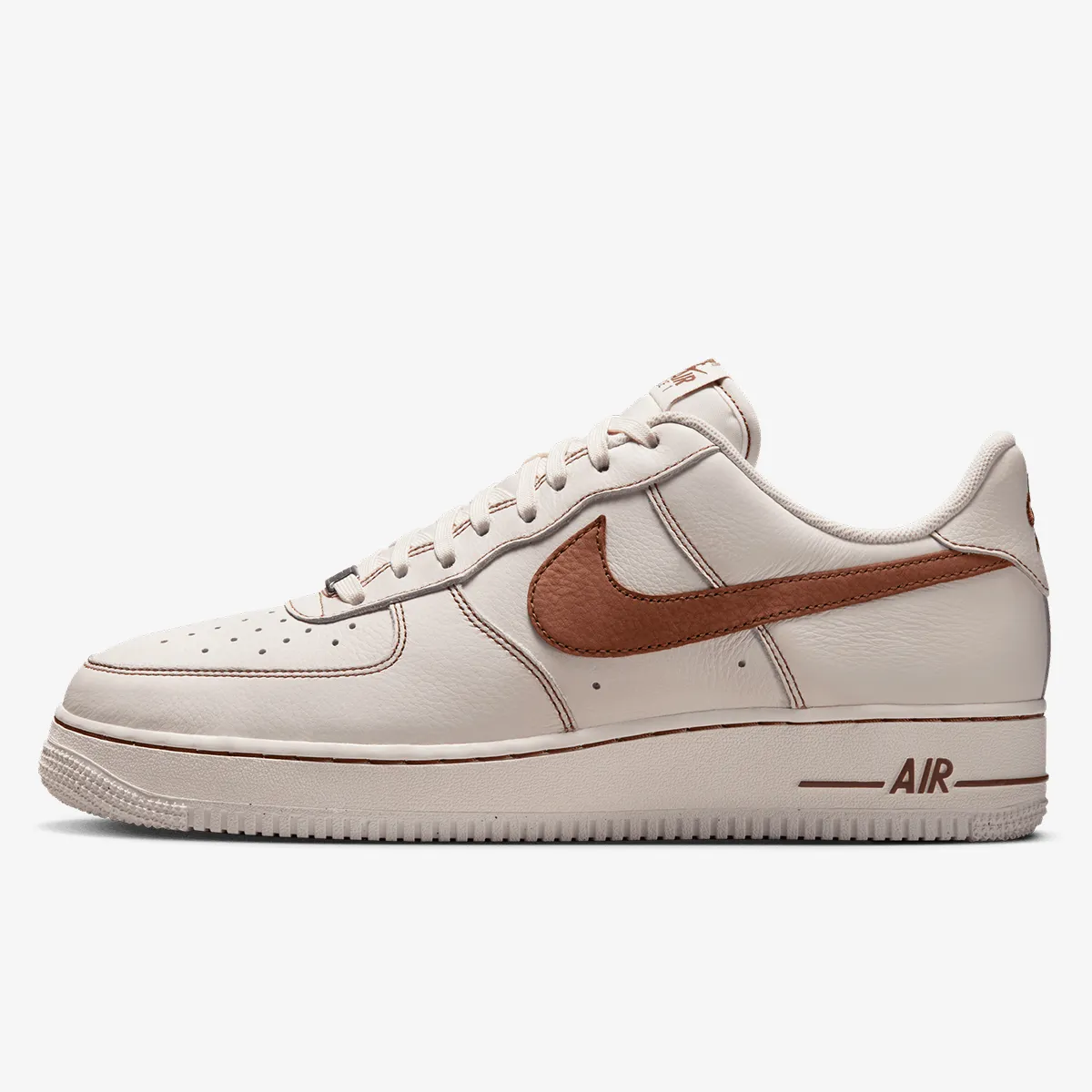 AIR FORCE 1 '07 LV8 ESS+ 