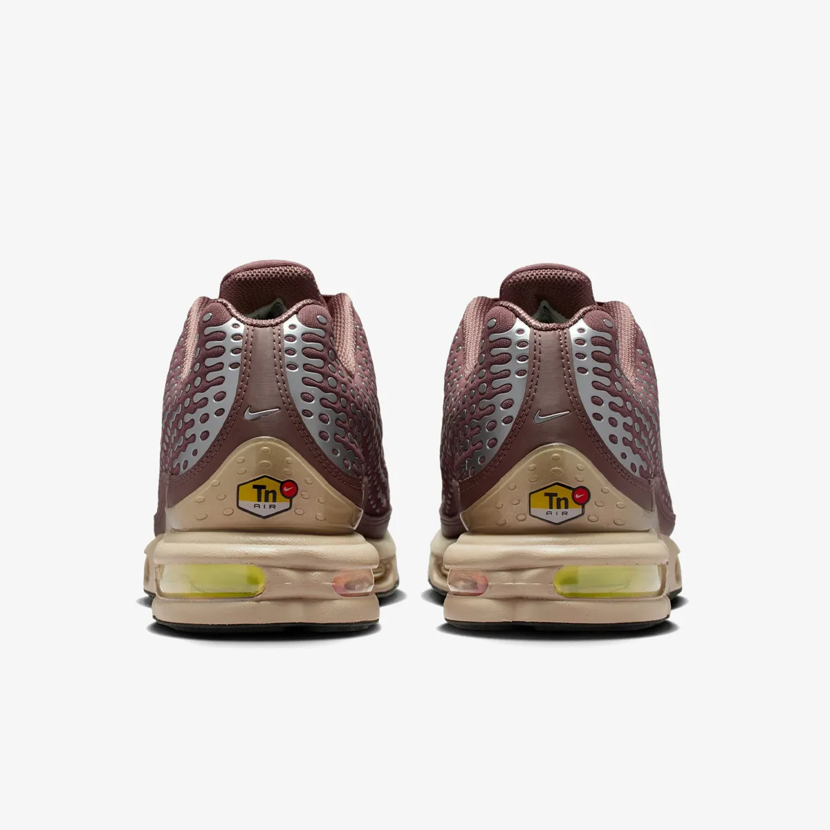 NIKE AIR MAX PLUS VII 