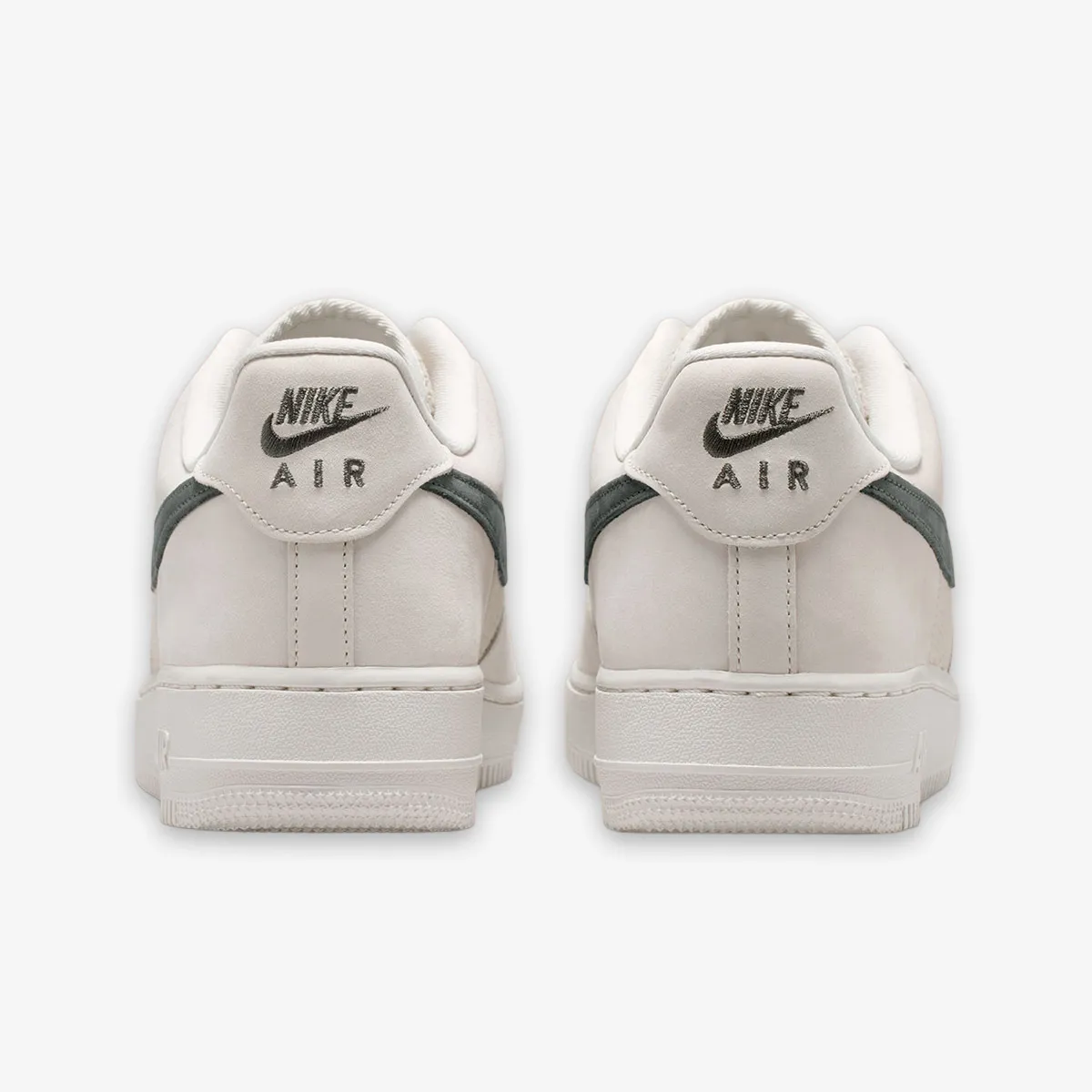 AIR FORCE 1 '07 LV8 
