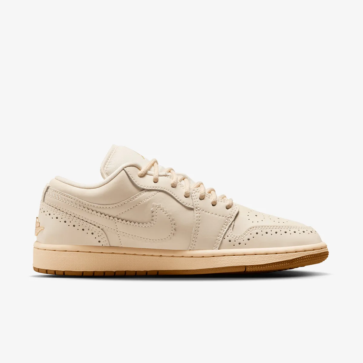 WMNS AIR JORDAN 1 LOW SE 