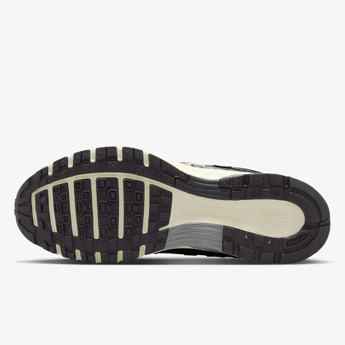 NIKE P-6000 SE 