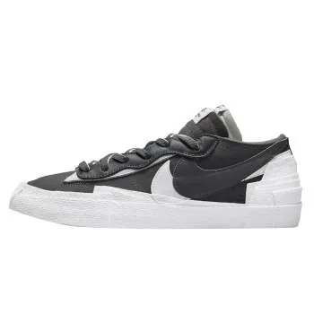 NIKE BLAZER LOW / SACAI 