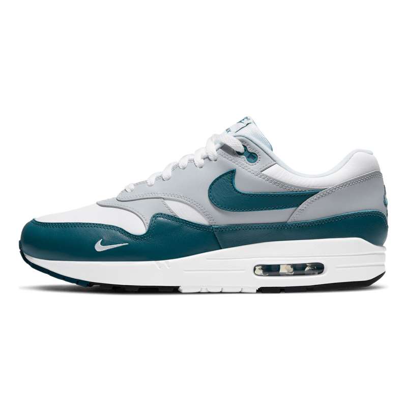 air max 1 lv8 review