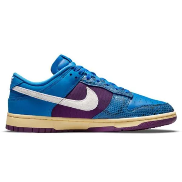 NIKE DUNK LOW SP 