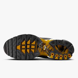 AIR MAX PLUS 