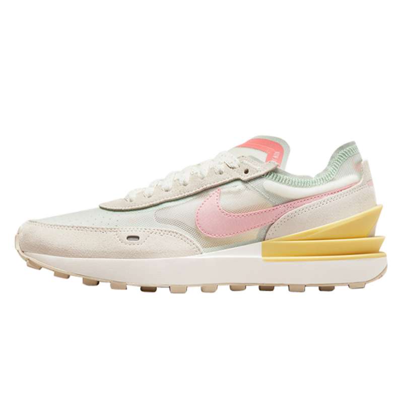nike wmns waffle one