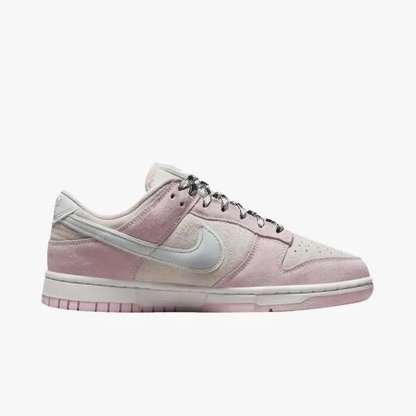 W NIKE DUNK LOW LX 
