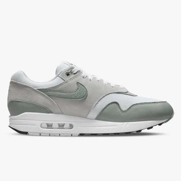 NIKE AIR MAX 1 SC 