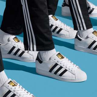 SUPERSTAR 