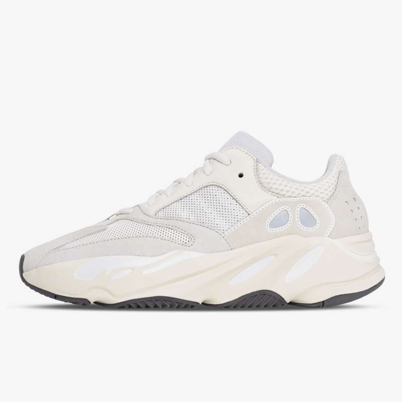 yeezy tike
