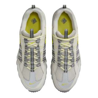 NIKE AIR HUMARA 