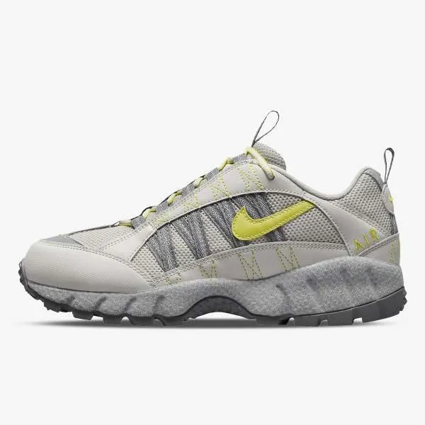 NIKE AIR HUMARA 