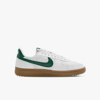 WMNS NIKE FIELD GENERAL 
