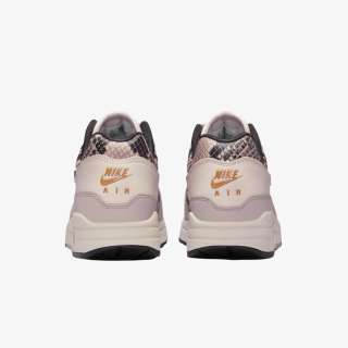 W NIKE AIR MAX 1 '87 AMD 