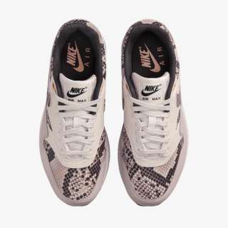 W NIKE AIR MAX 1 '87 AMD 