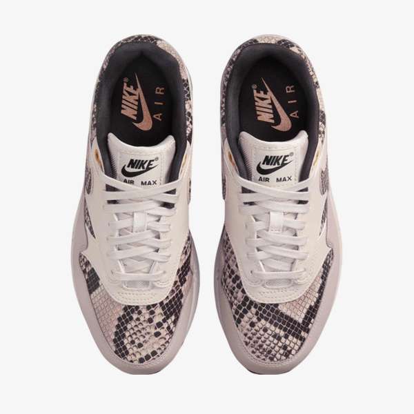 W NIKE AIR MAX 1 '87 AMD 