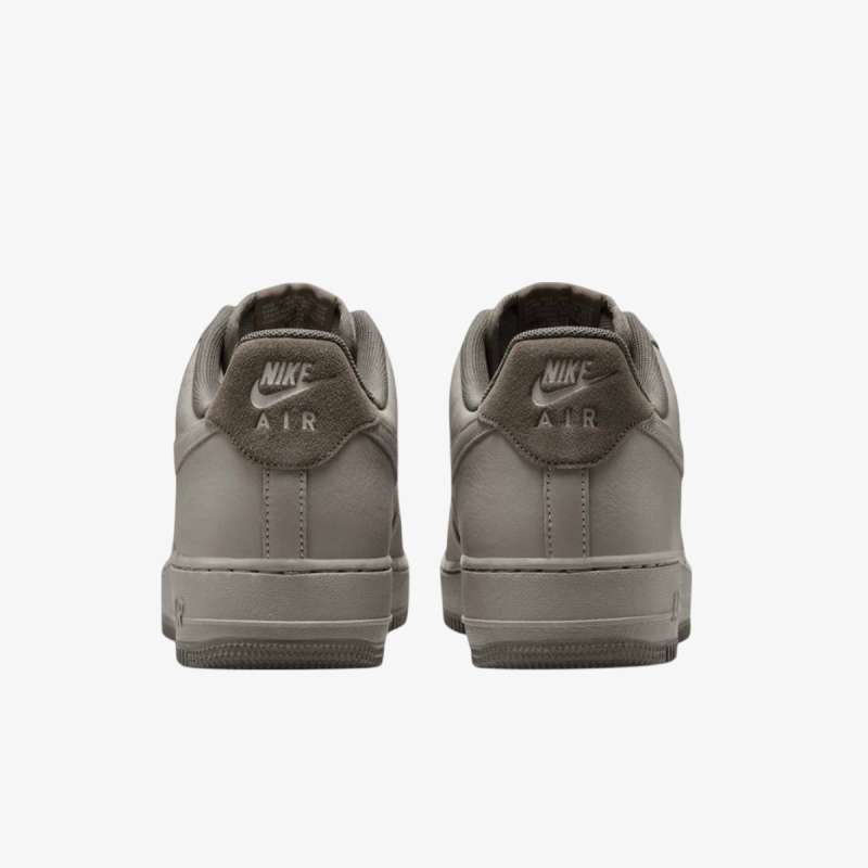 AIR FORCE 1 ’07 LV8 ESS+ 