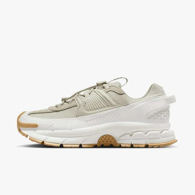 W NIKE ZOOM VOMERO ROAM 