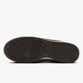 NIKE DUNK LOW RETRO BTTYS CN 
