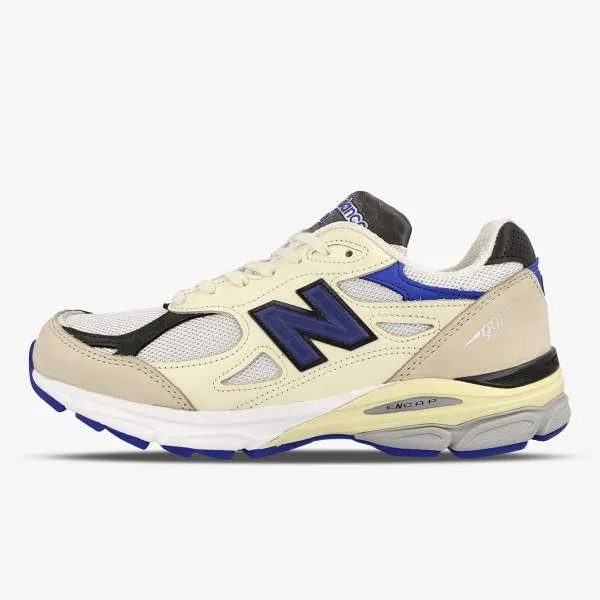 NEW BALANCE M990 